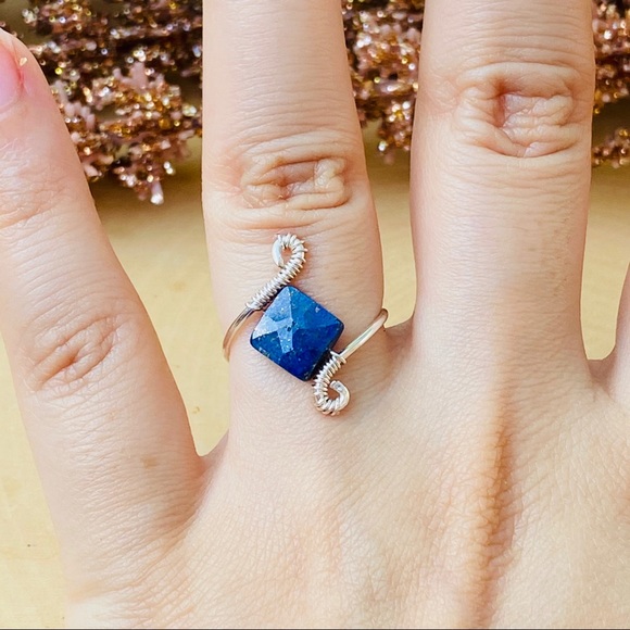 Lamorajewels Jewelry - Lapis Lazuli Gemstone Silver Ring